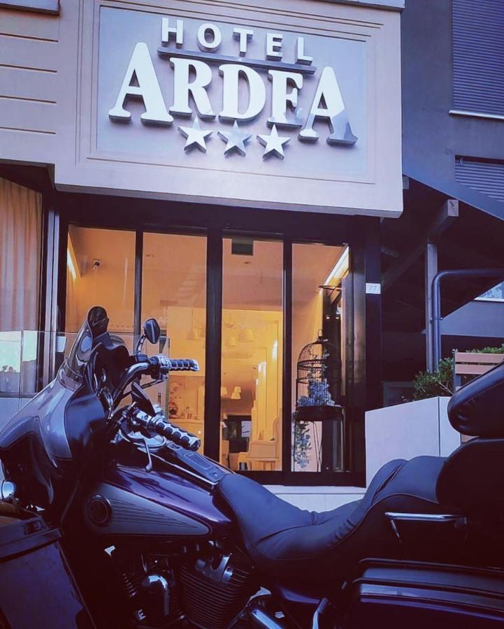 Apparthotel Ardea Риччоне Экстерьер фото