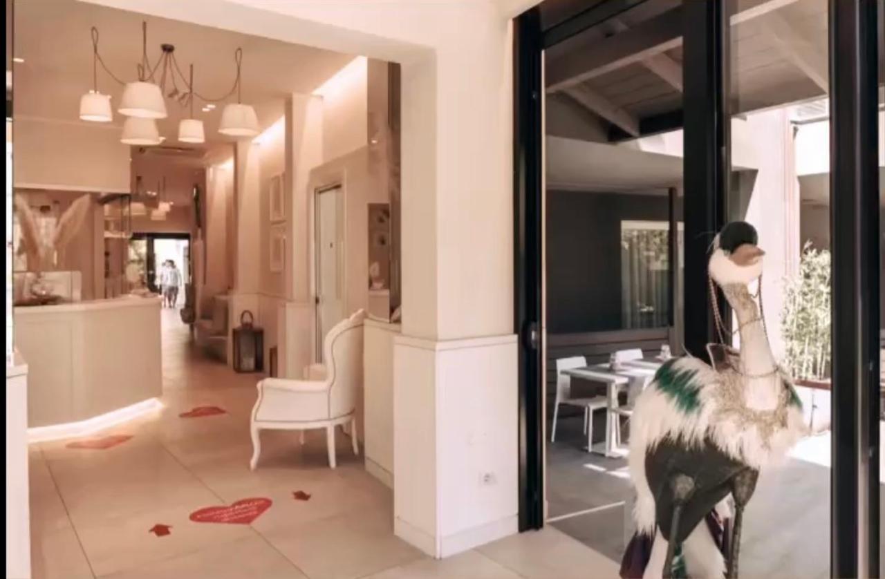 Apparthotel Ardea Риччоне Экстерьер фото