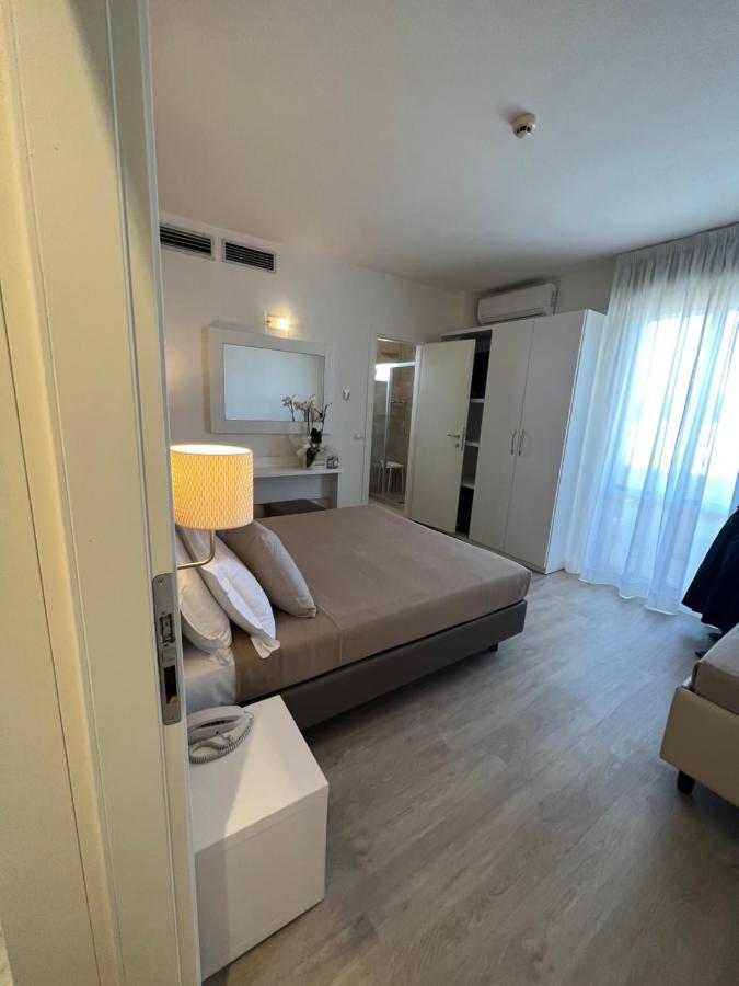 Apparthotel Ardea Риччоне Экстерьер фото